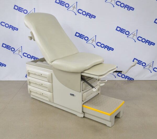 Midmark 604-001 Barrier Free Manual Examination Table