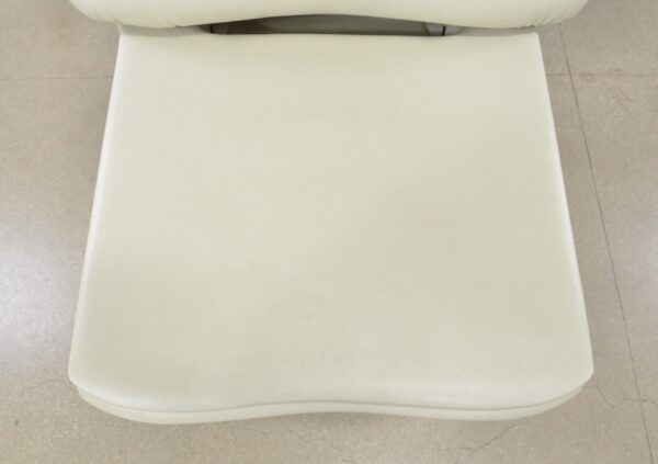 Midmark 604-001 Barrier Free Manual Examination Table