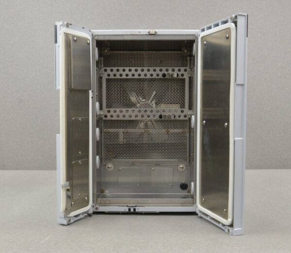 Shimadzu Prominence CTO-20AC Column Oven