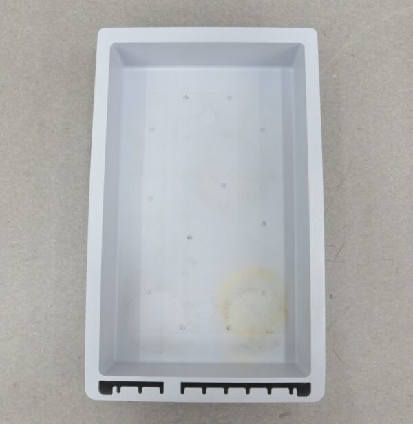 Shimadzu Prominence DGU-20A3 Degasser W/ Reservoir Tray & Accessories