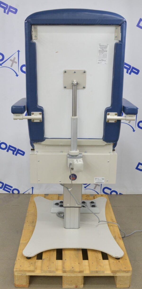UMF Medical 5015 Power Podiatry Chair