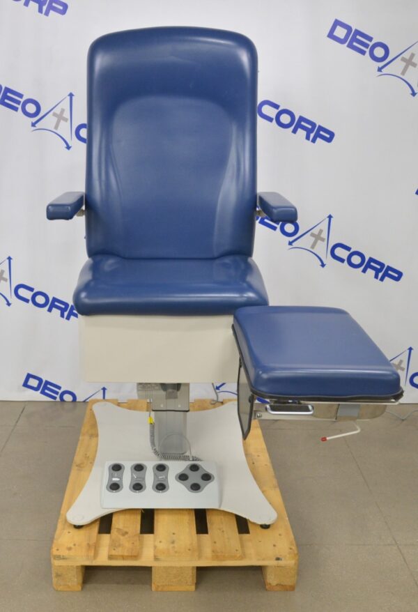 UMF Medical 5015 Power Podiatry Chair