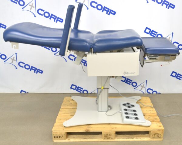 UMF Medical 5015 Power Podiatry Chair