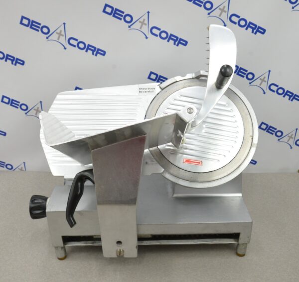 Avantco SL512 12" Semi-Automatic Gravity Feed Meat Slicer 1/2 hp