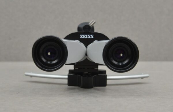 Carl Zeiss Meditec AG 301062-9901 Handheld Slit Lamp W/ Case