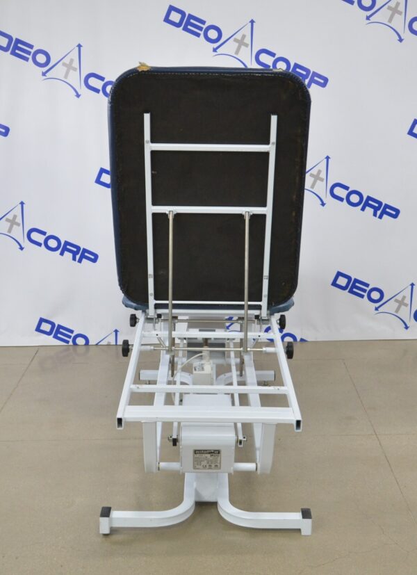 Chattanooga Adapta ADP-300 Treatment Table