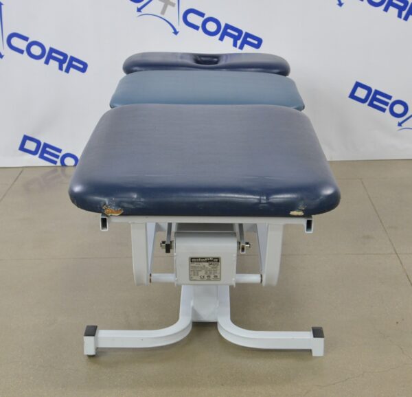 Chattanooga Adapta ADP-300 Treatment Table