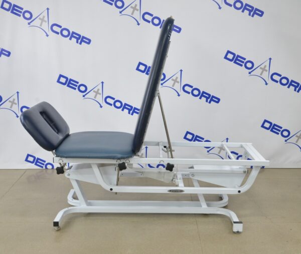 Chattanooga Adapta ADP-300 Treatment Table