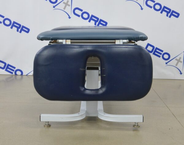 Chattanooga Adapta ADP-300 Treatment Table