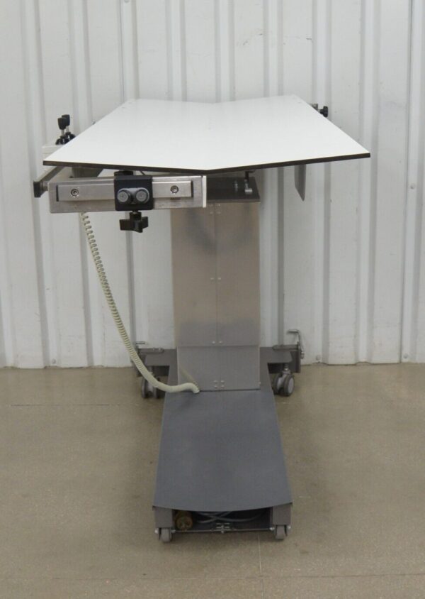 DRE Pannomed Aeron Veterinary Surgical Table V-Top C-Arm Compatible Electrical