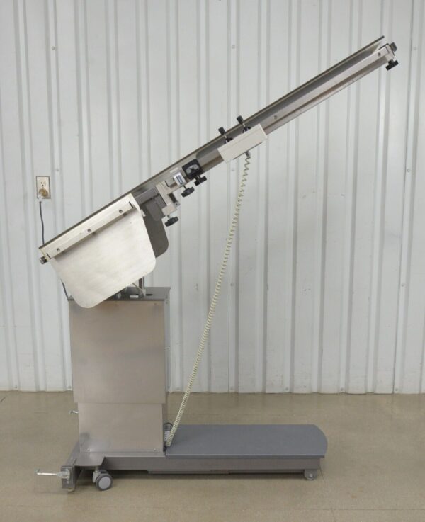 DRE Pannomed Aeron Veterinary Surgical Table V-Top C-Arm Compatible Electrical