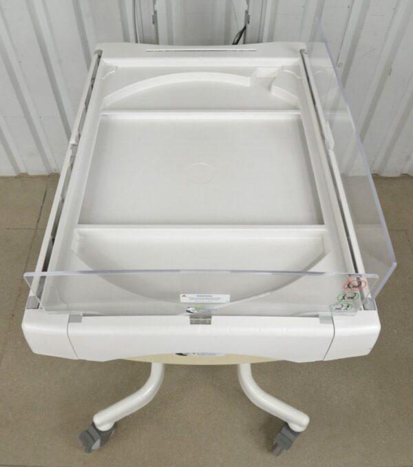 GE Healthcare Panda Ires Bedded Baby Warmer