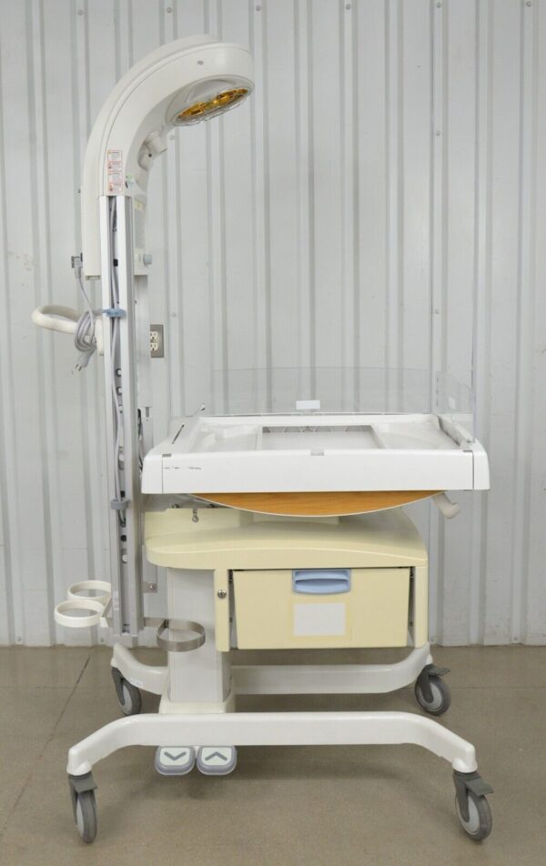 GE Healthcare Panda Ires Bedded Baby Warmer