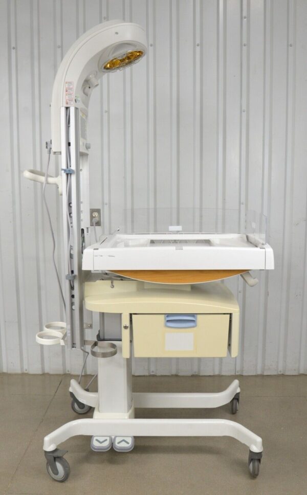 GE Healthcare Panda Ires Bedded Baby Warmer
