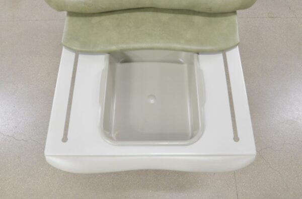 Midmark 604-001 Barrier Free Manual Examination Table