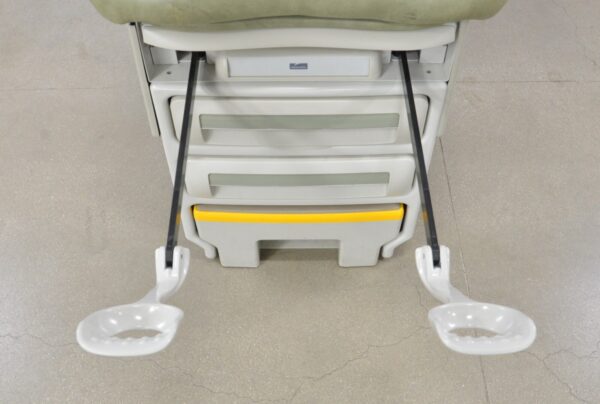 Midmark 604-001 Barrier Free Manual Examination Table