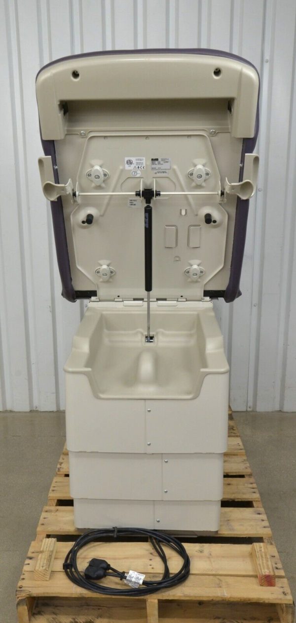 Midmark Ritter 222-015 Barrier Free Power Examination Chair w/ Footswitch