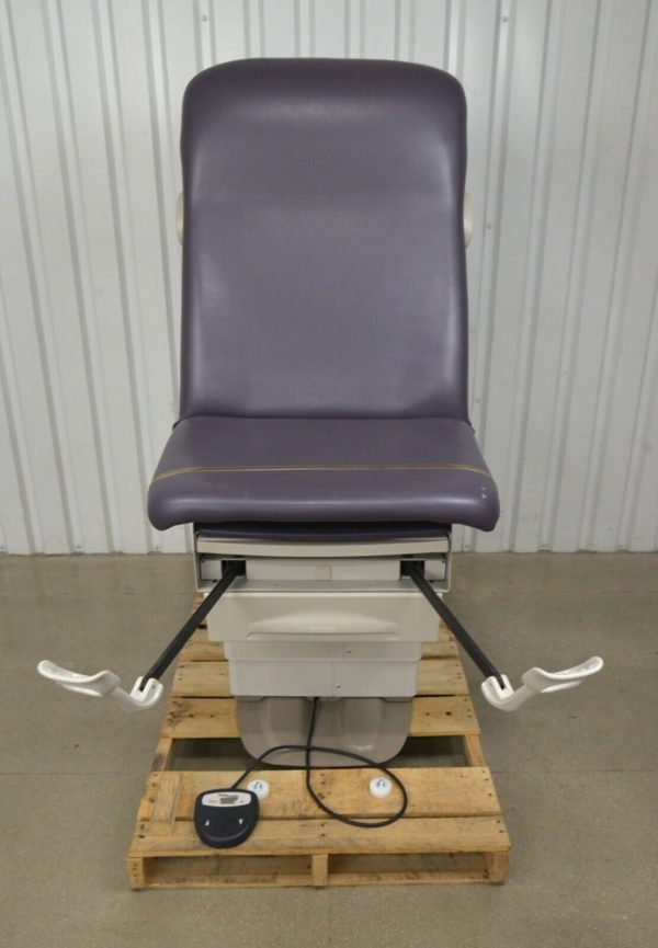 Midmark Ritter 222-015 Barrier Free Power Examination Chair w/ Footswitch