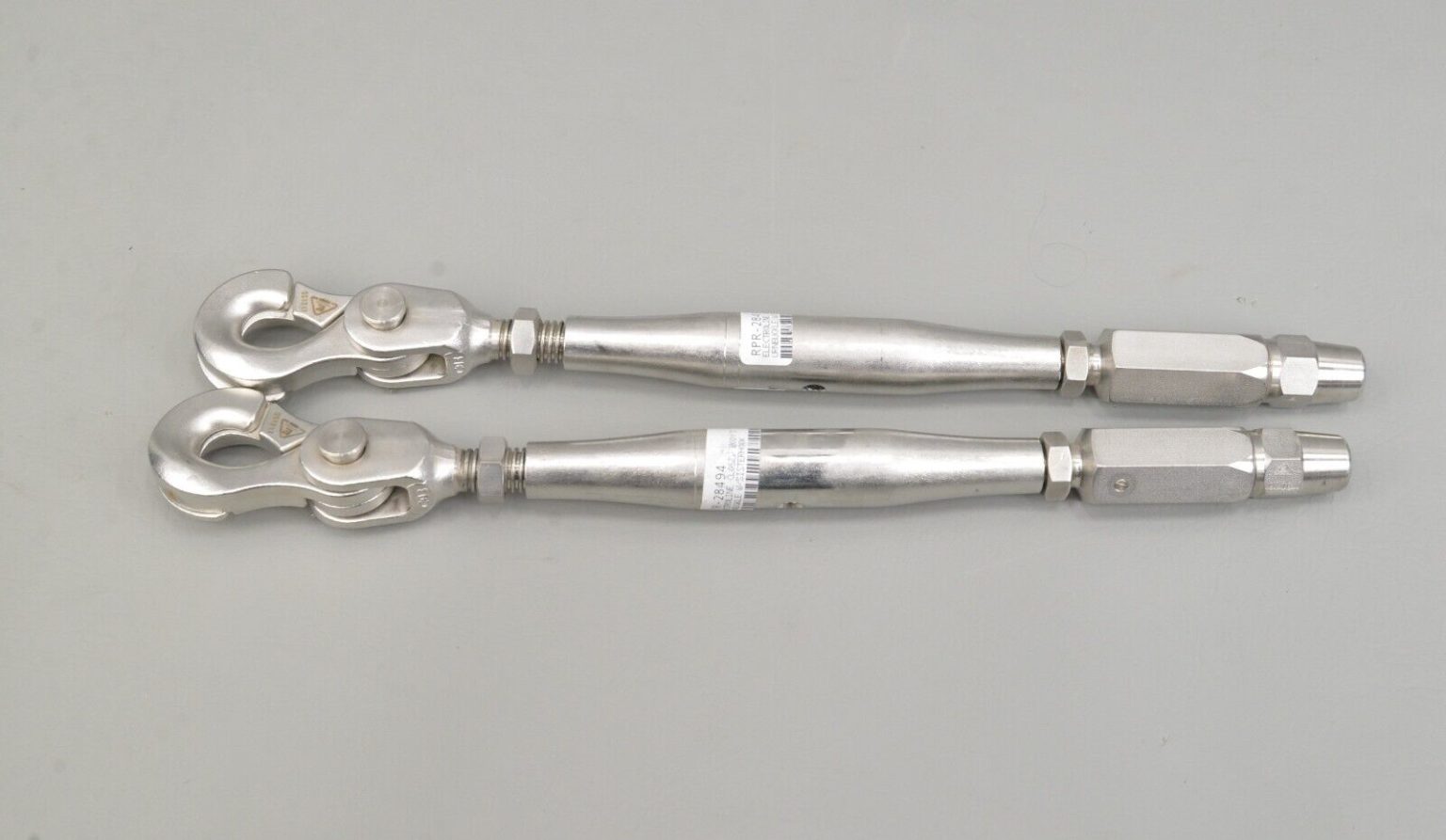 Closed Body Turnbuckle Rhino Trade LLC