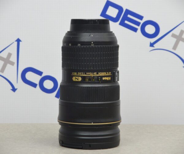 Nikon AF-S NIKKOR 24-70mm f/2.8G ED N NanoCrystal Coat Aspherical Lens