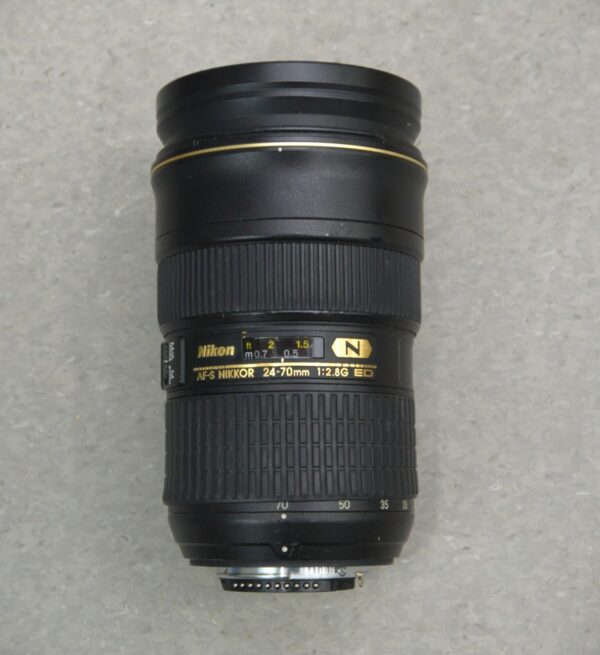 Nikon AF-S NIKKOR 24-70mm f/2.8G ED N NanoCrystal Coat Aspherical Lens