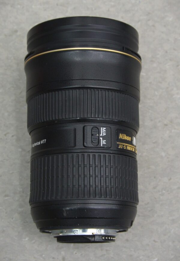 Nikon AF-S NIKKOR 24-70mm f/2.8G ED N NanoCrystal Coat Aspherical Lens