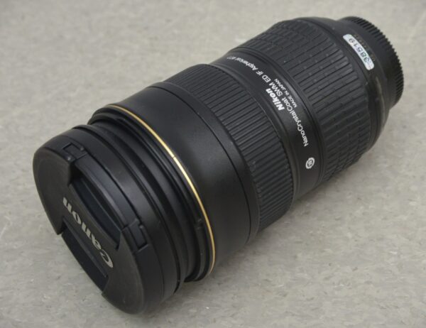 Nikon AF-S NIKKOR 24-70mm f/2.8G ED N NanoCrystal Coat Aspherical Lens
