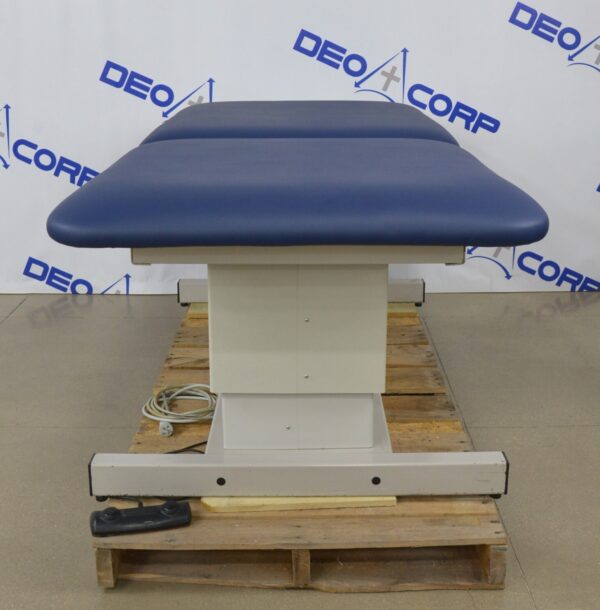 Clinton Extra Wide Bariatric Power Table 84208-34 W/ Adjustable Backrest