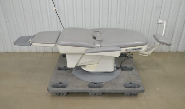 Global SMR Maxi 4000 ENT Power Exam Chair Full Swivel w/ Exam Light