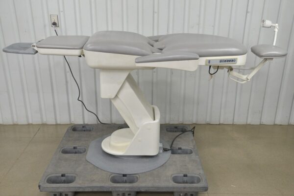 Global SMR Maxi 4000 ENT Power Exam Chair Full Swivel w/ Exam Light
