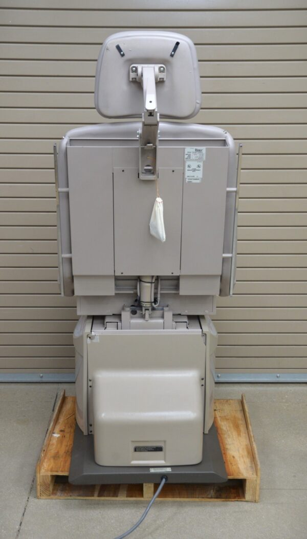 Midmark Ritter 75 Evolution 319-005 Powered Exam Chair W/ Foot Switch