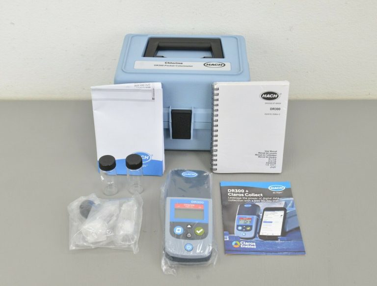 NEW Hach DR300 Pocket Colorimeter Chlorine Test Kit w/ Case (24734