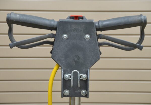 Nilfisk Advance Pacesetter 20TS Two Speed Floor Machine