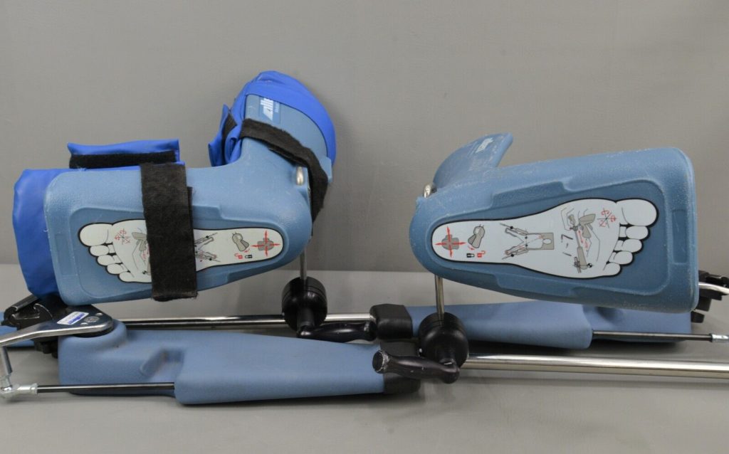 Pair Allen Medical Systems A10052 PAL Pro Lythotomy Right & Left Foot Stirrups Rhino Trade LLC