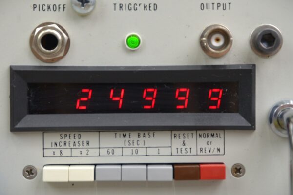 Quantum Dynamics N11ECS/3A Aircraft Tachometer Calibration System