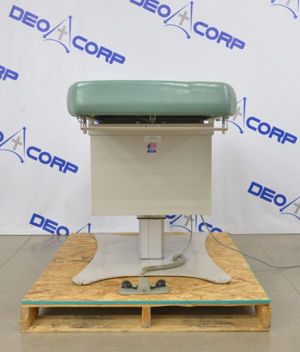 UMF Medical 5080 Power Exam Table W/ Foot Switch