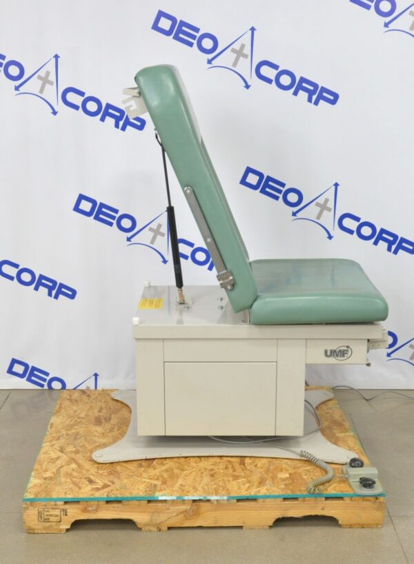 UMF Medical 5080 Power Exam Table W/ Foot Switch