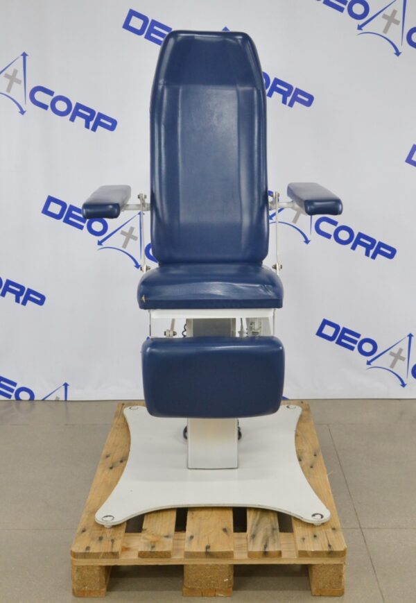 UMF Medical 8678 Phlebotomy/Tattoo Procedure Chair W/ Hand Switch