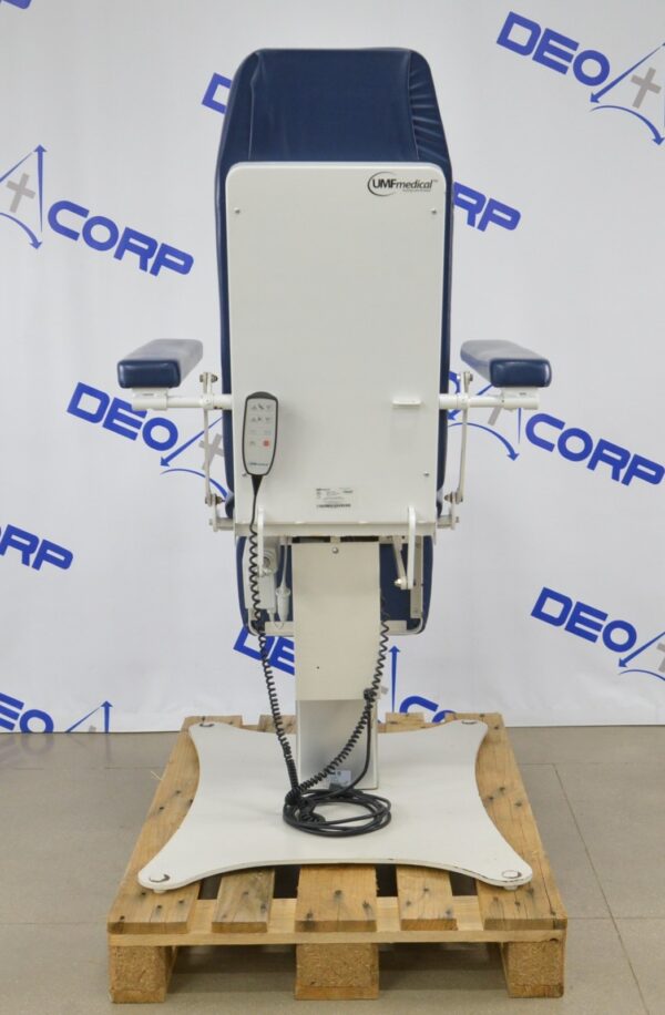 UMF Medical 8678 Phlebotomy/Tattoo Procedure Chair W/ Hand Switch